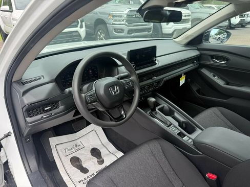 Used 2025 Honda Accord SE image 3