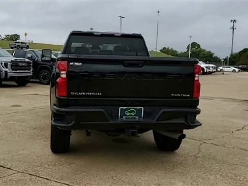 Certified 2024 Chevrolet Silverado 2500 Custom image 8