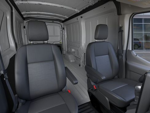 New 2026 Ford Transit 250 148 Medium Roof RWD image 10