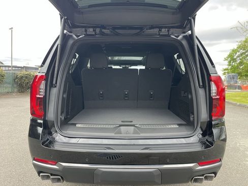 New 2026 GMC Yukon XL AT4 AWD/4WD image 27