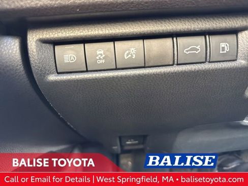 Used 2025 Toyota Camry LE w/ Convenience Package image 22
