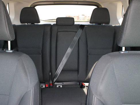 Used 2023 Nissan Rogue S image 16