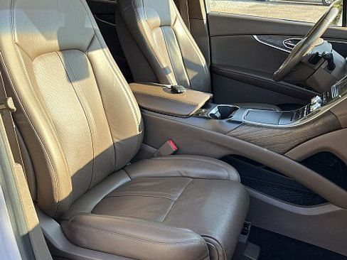 Used 2018 Lincoln MKX Reserve w/ Driver Assistance Package FWD image 14