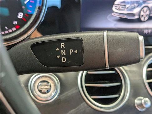 Used 2018 Mercedes-Benz E 400 4MATIC Sedan image 7