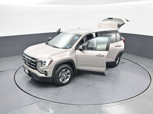 New 2026 GMC Terrain Elevation image 24