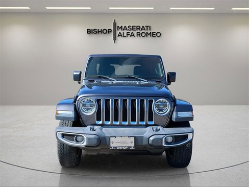 Used 2020 Jeep Wrangler Unlimited Sahara image 2