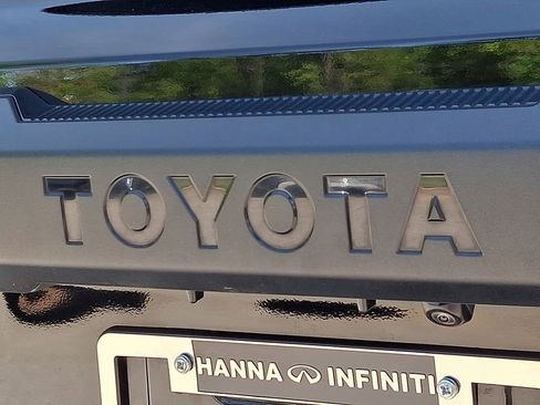 Used 2025 Toyota 4Runner SR5 image 31