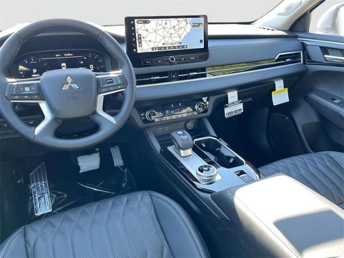New 2026 Mitsubishi Outlander SEL FWD image 27