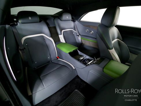 Used 2024 Rolls-Royce Spectre w/ Spectre Launch Package image 27