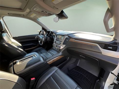 Used 2019 GMC Yukon XL Denali image 38