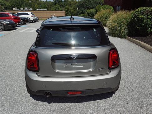 Used 2019 MINI Cooper 2-Door Hardtop w/ Premium Package FWD image 7
