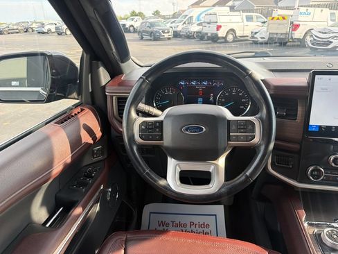 Used 2022 Ford Expedition Limited AWD/4WD image 19