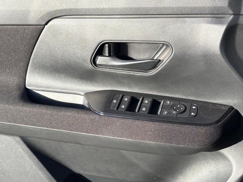 New 2026 Nissan Kicks S image 16