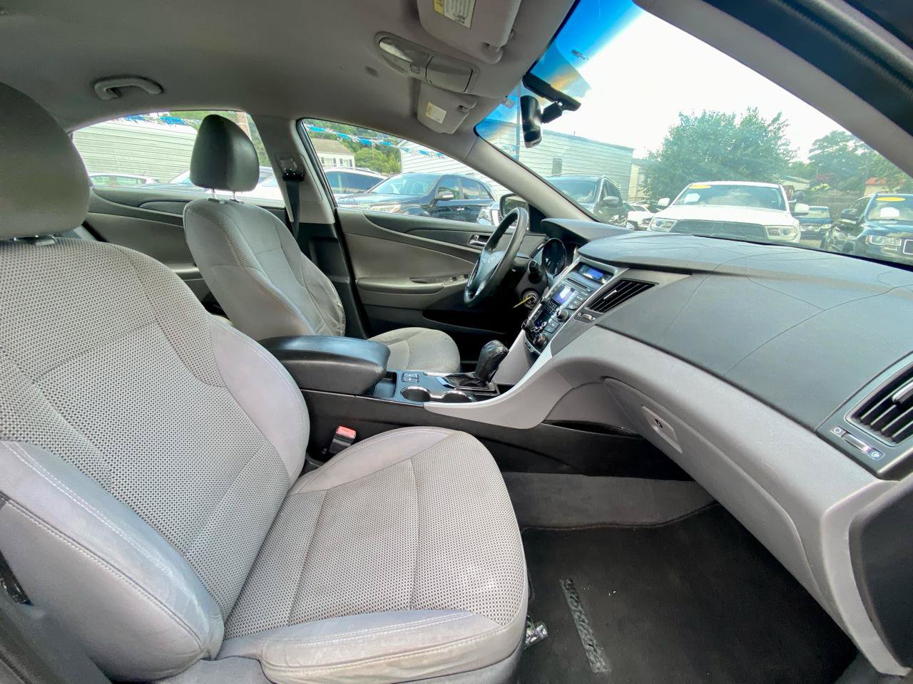 Used 2013 Hyundai Sonata GLS w/ Popular Equipment Pkg FWD image 9