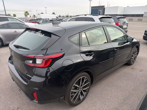 Used 2025 Subaru Impreza 2.0i Sport image 8