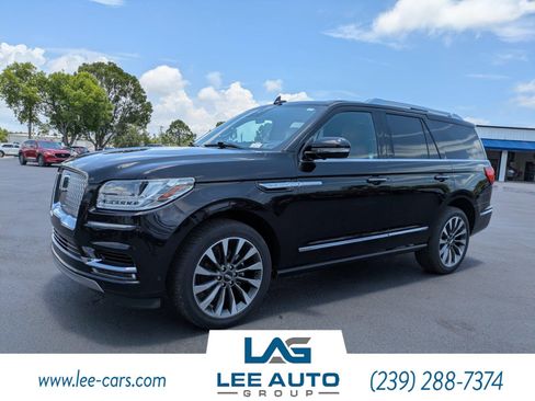 Used 2021 Lincoln Navigator Reserve w/ Luxury Package AWD/4WD image 6