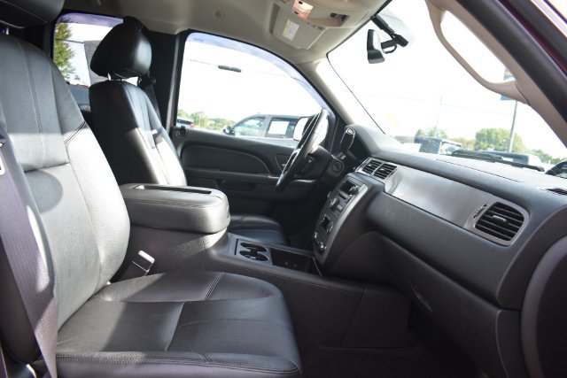 Used 2013 Chevrolet Silverado 2500 LTZ w/ LTZ Plus Package AWD/4WD image 17