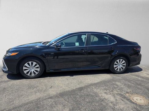 Used 2023 Toyota Camry LE w/ Cold Weather Package FWD image 6