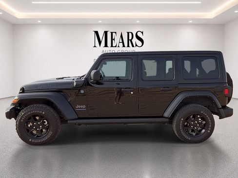 Used 2023 Jeep Wrangler Unlimited AWD/4WD image 2