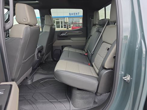 New 2026 Chevrolet Silverado 1500 ZR2 image 25