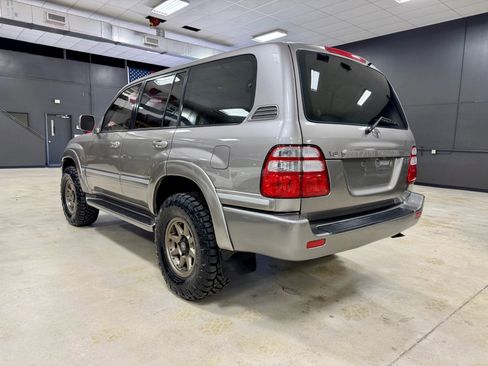 Used 2003 Toyota Land Cruiser image 9