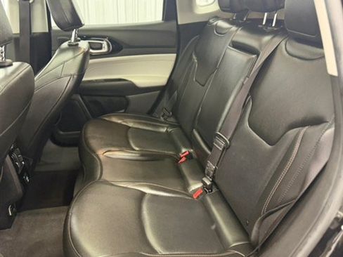 Used 2022 Jeep Compass Limited w/ Sun and Sound Group AWD/4WD image 15