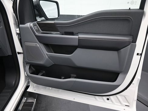 New 2026 Ford F150 Lariat w/ Equipment Group 502A High image 6