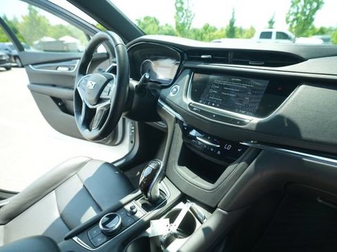 Used 2020 Cadillac XT5 Premium Luxury AWD/4WD image 39