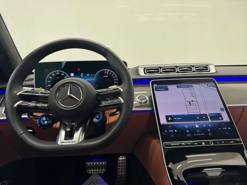Used 2025 Mercedes-Benz S 63 AMG S image 3