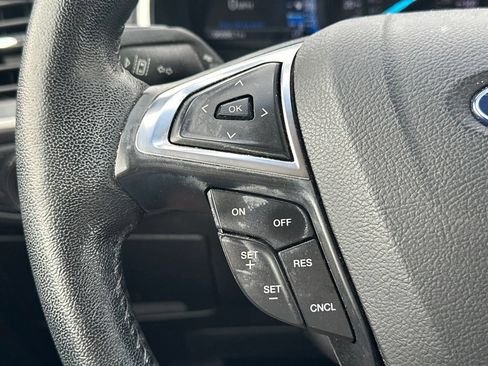 Used 2019 Ford Edge SEL w/ Equipment Group 201A FWD image 20
