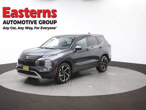 Used 2024 Mitsubishi Outlander SE FWD image 57