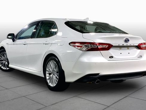 Used 2019 Toyota Camry XLE w/ Driver Assist Package FWD image 12