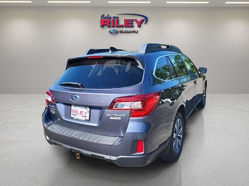 Used 2016 Subaru Outback 2.5i Limited AWD/4WD image 5