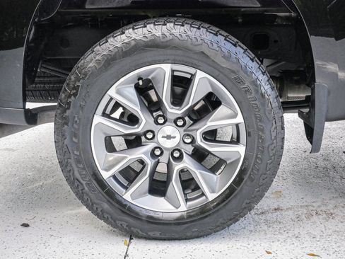 Used 2024 Chevrolet Silverado 1500 RST AWD/4WD image 13