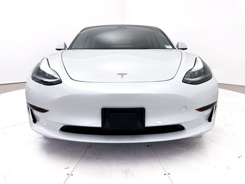 Used 2023 Tesla Model 3 Standard Range RWD image 13