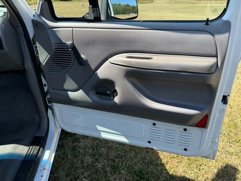 Used 1995 Ford F250 2WD Regular Cab image 30