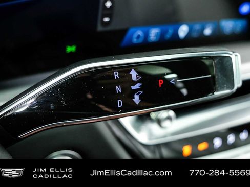 Certified 2024 Cadillac Lyriq Sport RWD image 17