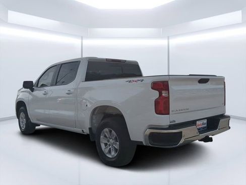 Used 2025 Chevrolet Silverado 1500 LT w/ Safety Package AWD/4WD image 4
