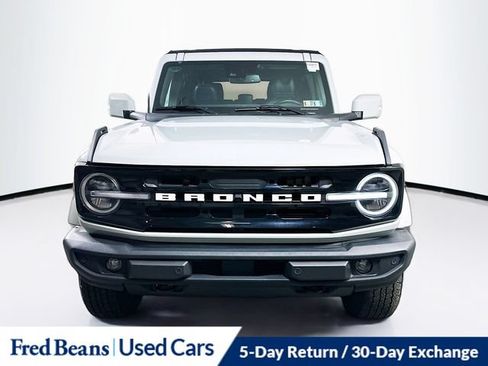 Used 2023 Ford Bronco Outer Banks AWD/4WD image 2