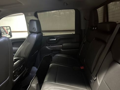 Used 2020 Chevrolet Silverado 2500 LTZ w/ LTZ Premium Package image 13