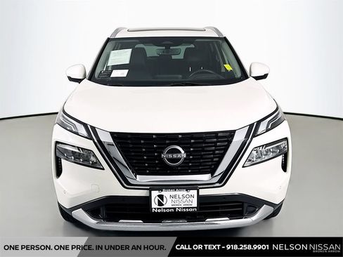 Certified 2023 Nissan Rogue Platinum w/ Platinum Premium Package AWD/4WD image 2