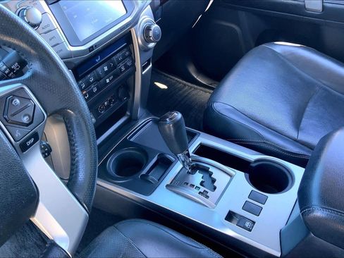 Used 2016 Toyota 4Runner Limited image 15