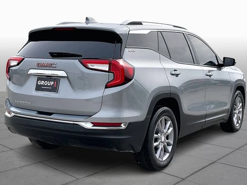 Certified 2024 GMC Terrain SLT image 13