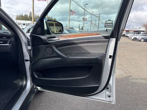 Used 2013 BMW X6 xDrive35i image 14