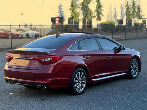 Used 2016 Hyundai Sonata Sport w/ Option Group 1V FWD image 4