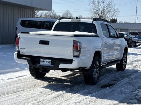 Used 2023 Toyota Tacoma Limited image 3