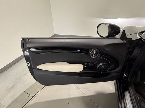 Used 2024 MINI Cooper S FWD image 27