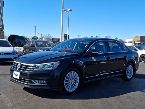 Used 2016 Volkswagen Passat 1.8T SE w/ Lighting Package (P06) image 3