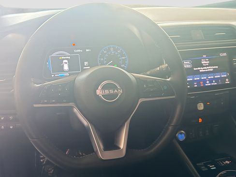 Used 2024 Nissan Leaf SV Plus FWD image 18