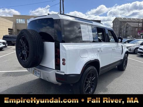 Used 2025 Land Rover Defender 110 S image 7